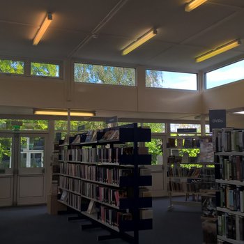 Retford Library before refurbishment